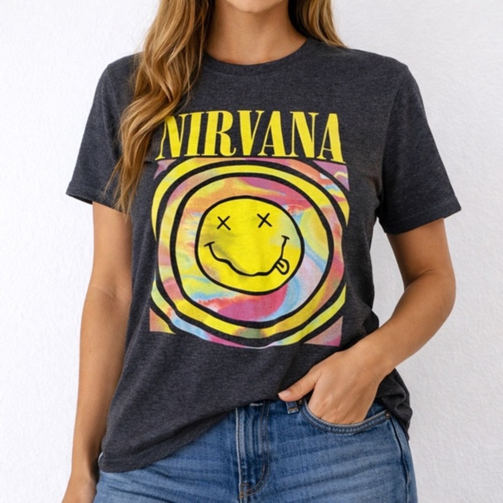 Nirvana Small Band T Shirt Like New Heather Gray Super Soft Grunge Aesthetic